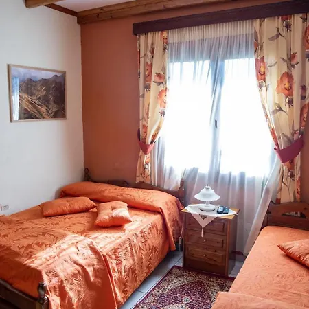 姆普利兹斯客房旅馆 3*