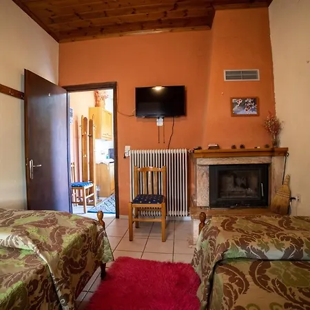 姆普利兹斯客房旅馆 Eláti