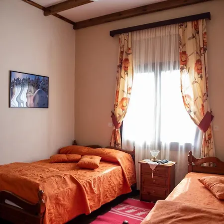 姆普利兹斯客房旅馆 3* Eláti