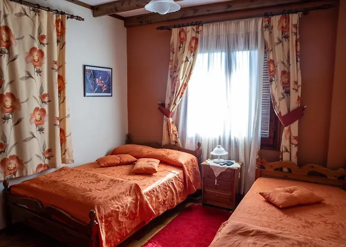 Pensionat Mprizis Eláti