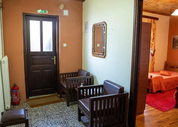 Pensionat Mprizis Eláti