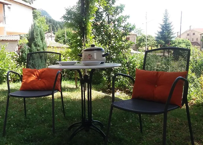 Mprizis Pensjonat Eláti